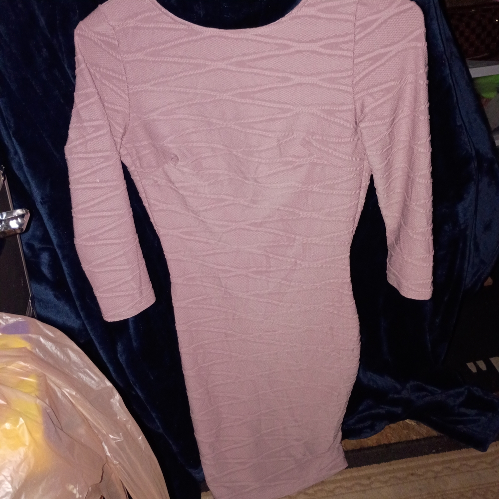 Chic Mauve Backless Dress